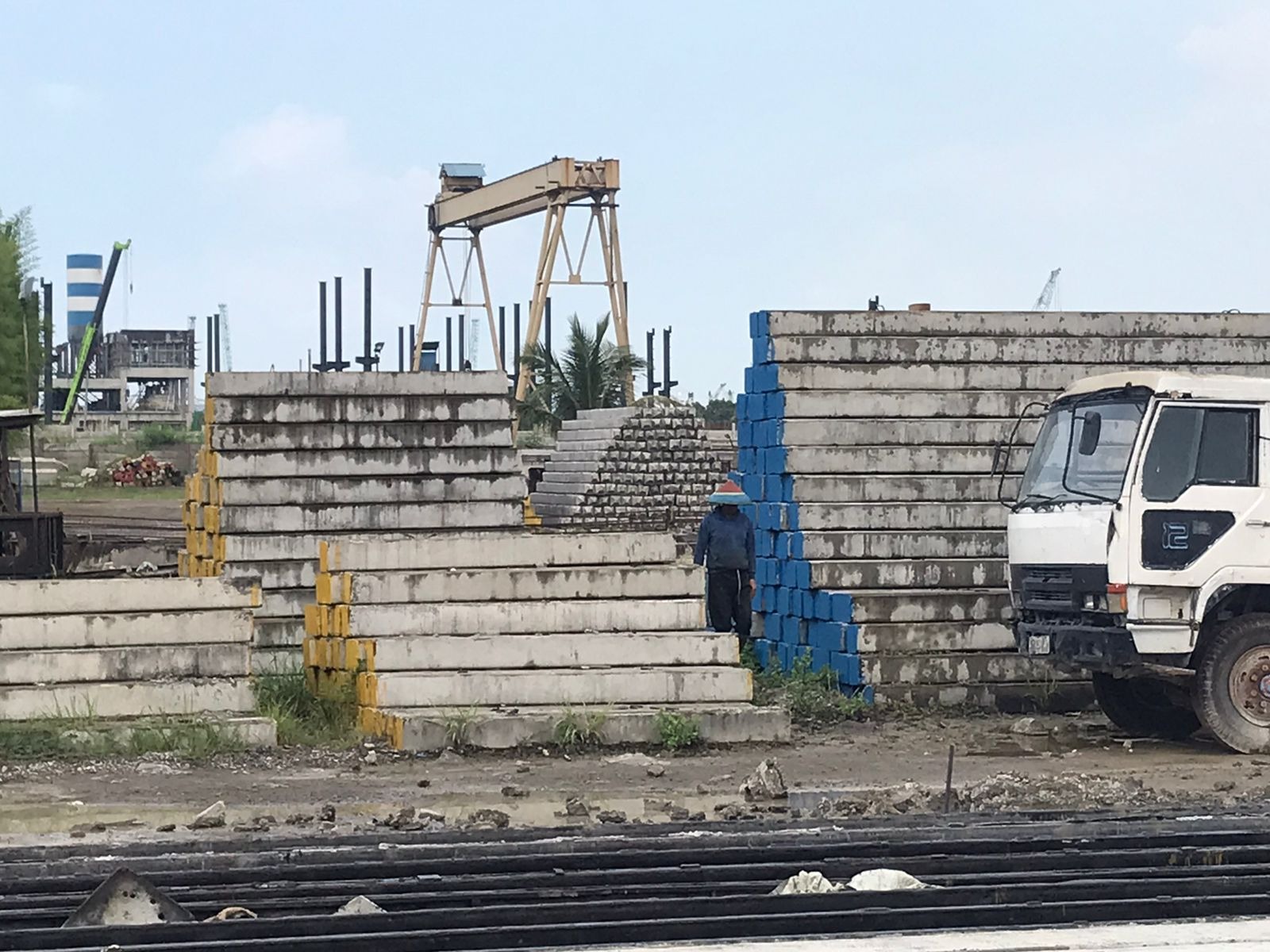 Apa Bedanya Tiang Pancang dan Tiang Boring? Ini Penjelasan Ahli Struktur & Geoteknik - MIBU SIPIL