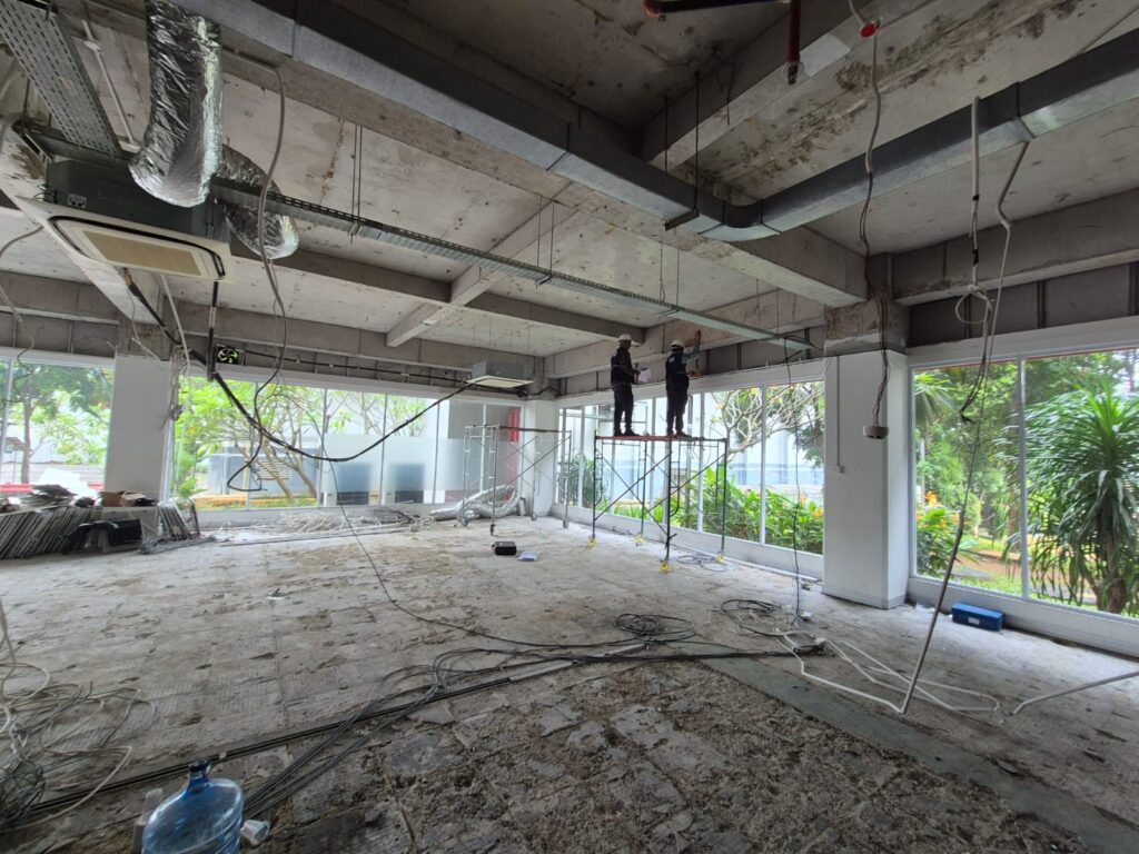 Pentingnya Evaluasi Struktur Beton Sebelum Penambahan Beban Bangunan - MIBU SIPIL